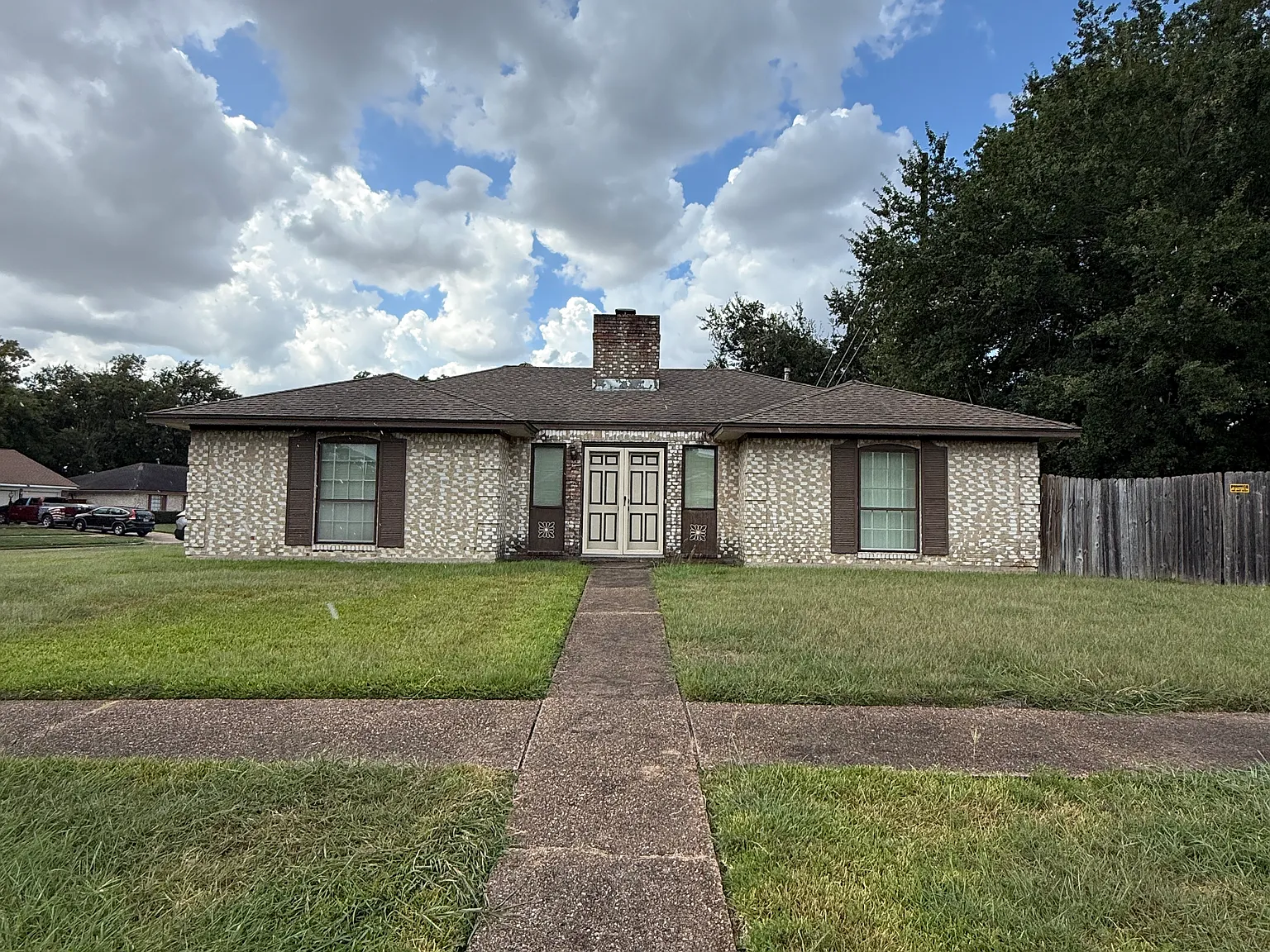 3 bed, 1802 sqft, $1,000 — Photo 1