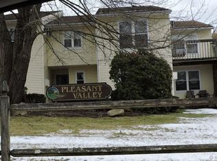 949 Pleasant Valley Rd APT 11-2, Bethel, CT 06801