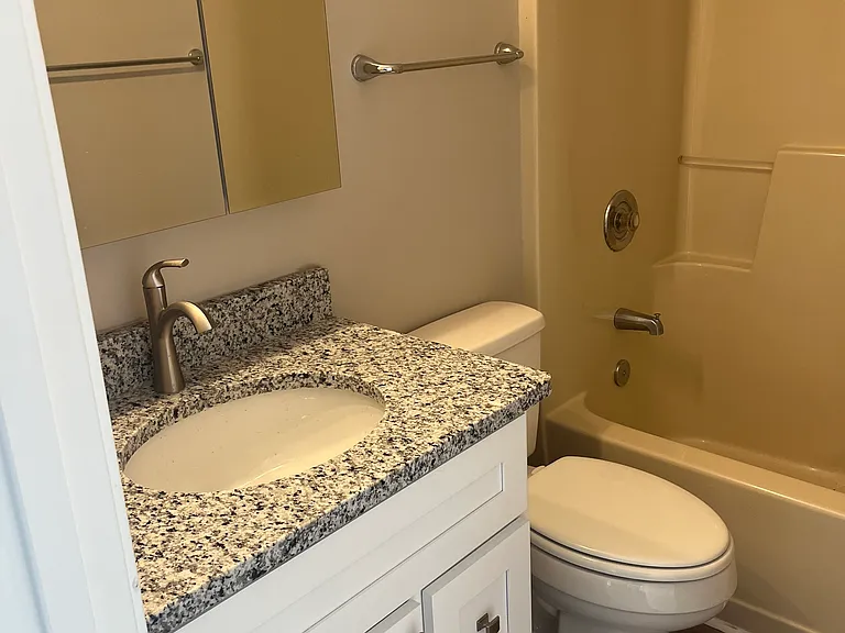 4107 Park Ave — Photo 4