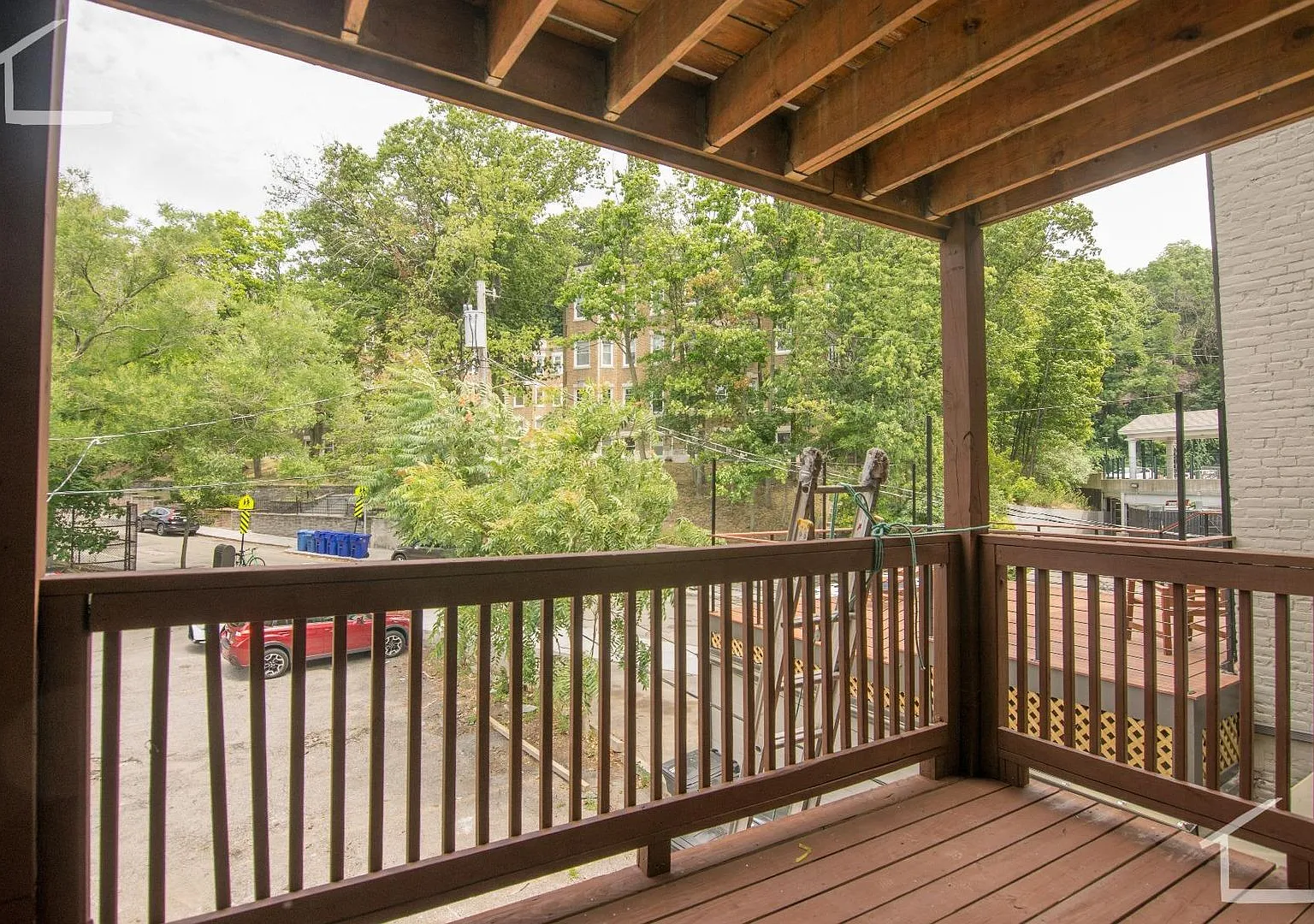 No Brokers Fee Apartment on Washington Sq, In Unit Washer and Dryer, Central Heat/AC, Parking for... — Photo 3