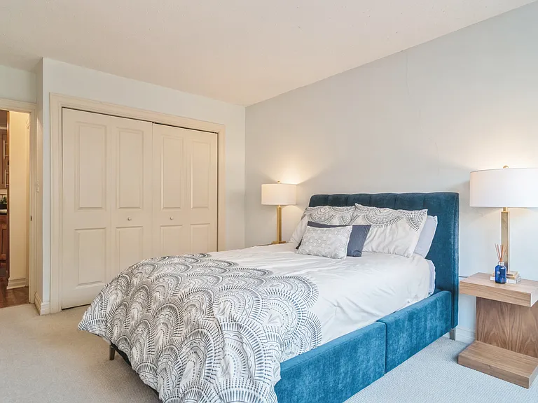 2930 N Sheridan Rd #202 — Photo 16
