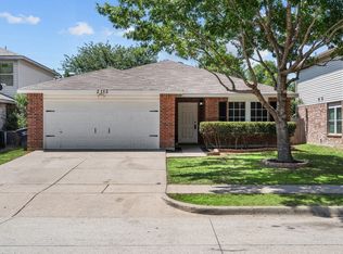 2112 Shawnee Trl, Justin, TX 76247
