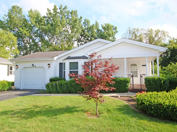3536 Blue Heron Cir, Grayslake, IL 60030