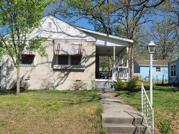 3225 S Pearl Avenue, Joplin, MO 64804
