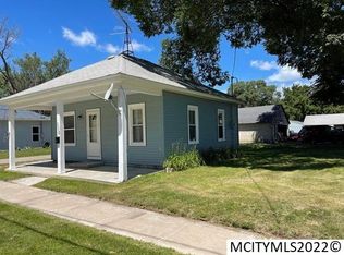110 17th St NE, Mason City, IA 50401