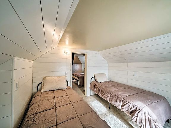 2nd upstairs bedroom, pass through from other bedroom.