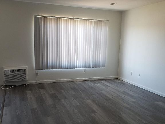 3rd image of 1280 Boynton St #19