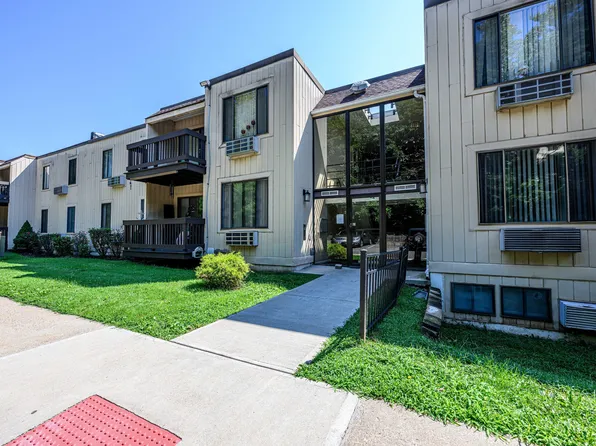 175 Mill Pond Road #424, Hamden, CT 06514