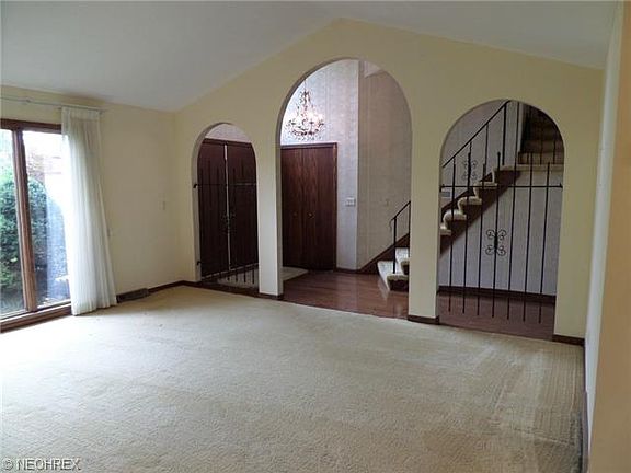 5th image of 4101 Woodside Dr