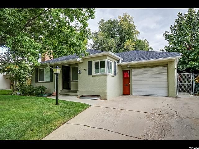 1st image of 1404 E Parkway Ave