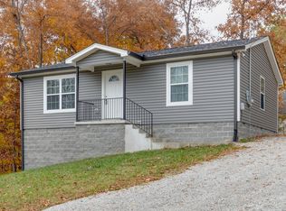 202 Reeves St, Dickson, TN 37055