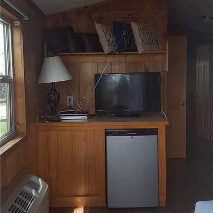 4th image of 209 Wildflower Ln #2