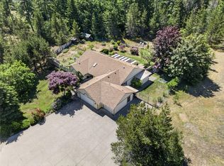 657 Sierra Pines Rd, Comox Valley, BC V9M 3W8