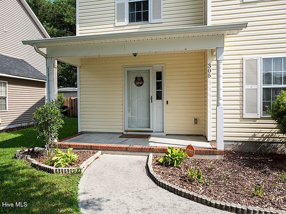 5th image of 305 Providence Drive