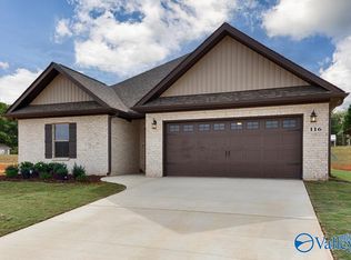 116 Alton Dale Dr, Toney, AL 35773