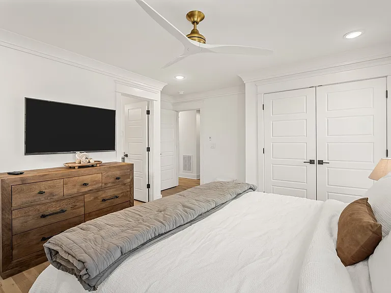 5011 Illinois Ave #B — Photo 11