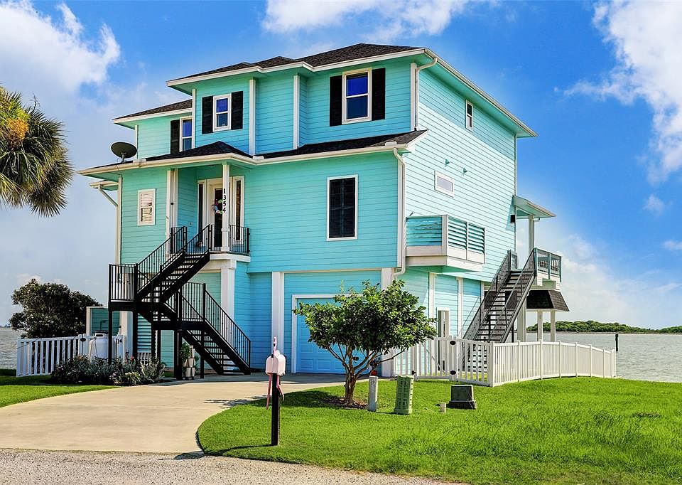 1354 Oahu Dr, Tiki Island, TX 77554 Zillow
