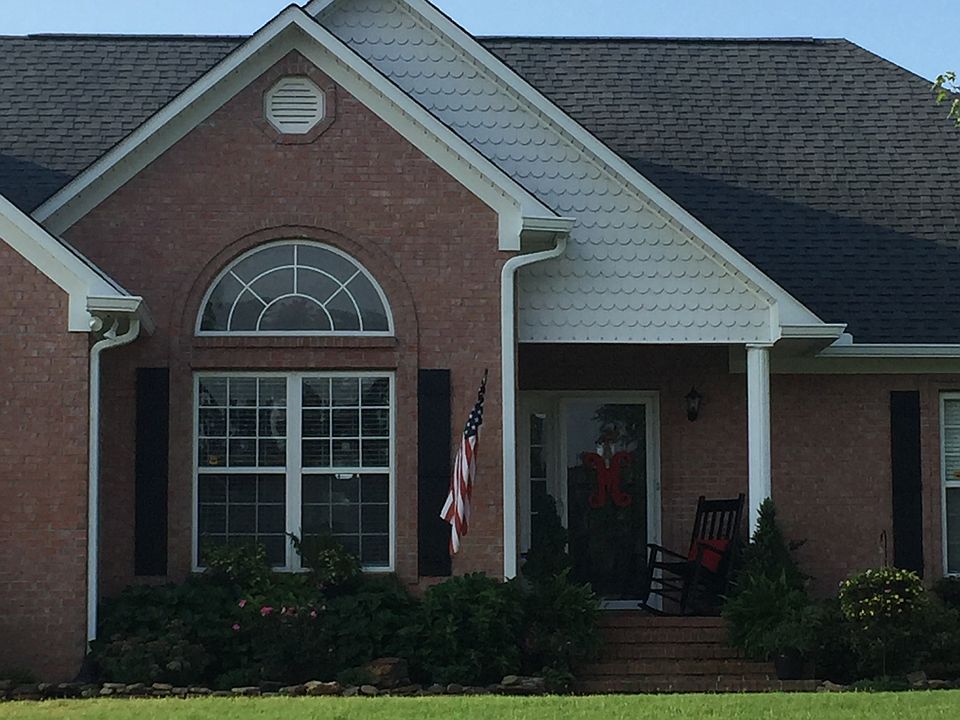 2nd image of 52 Southwood Dr