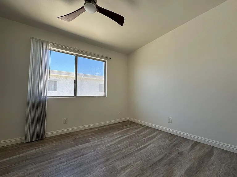 2780 Orange Ave — Photo 14