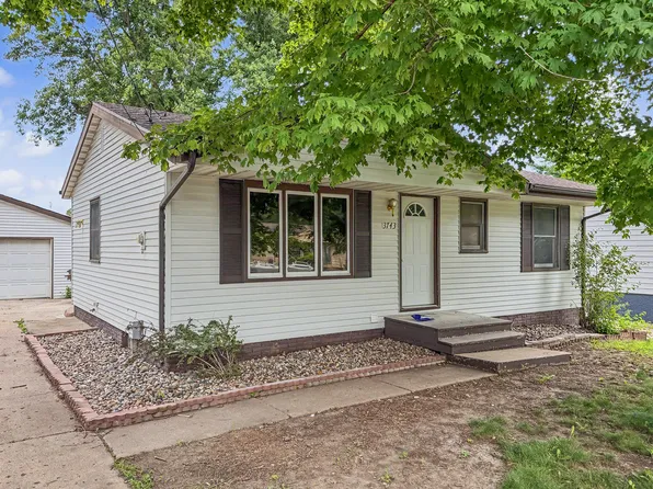 3743 SE 12th St, Des Moines, IA 50315