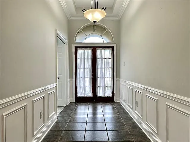 1480 Albert St — Photo 2