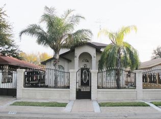 221 Malaga Dr, Laredo, TX 78046