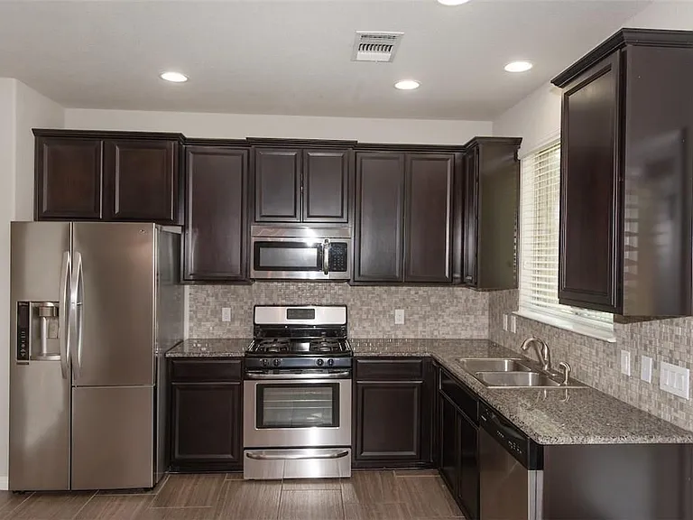 1001 Zodiac Ln #37 — Photo 12