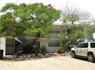 210 Brightwater Dr APT 4, Clearwater Beach, FL 33767