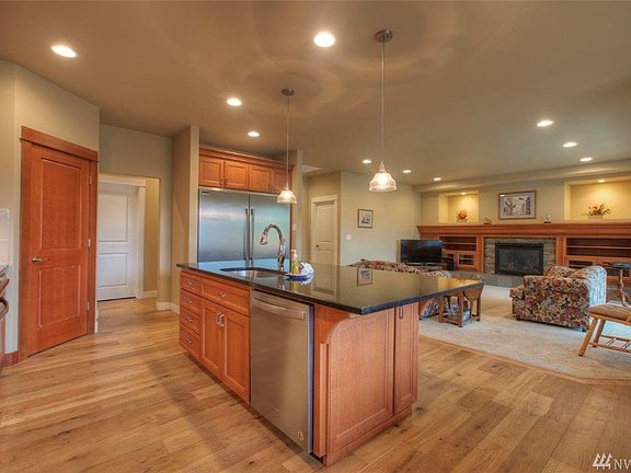 Open concept main floor. 