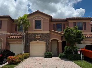 3467 W 89th Ter, Hialeah, FL 33018