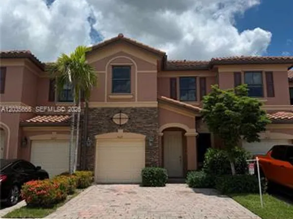 3467 W 89th Ter, Hialeah, FL 33018