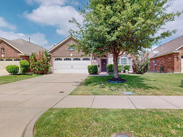 9412 Caliente Dr — Photo 44