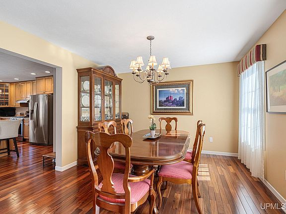 5th image of 2831 Westview Dr