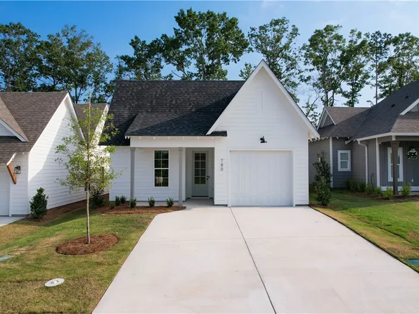 780 Hunters Way, Opelika, AL 36801