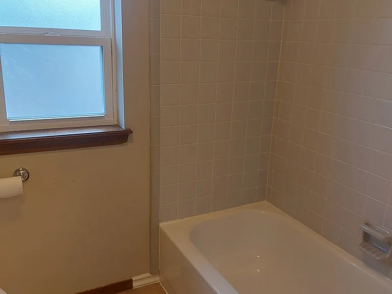 8740 S College Ave — Photo 17