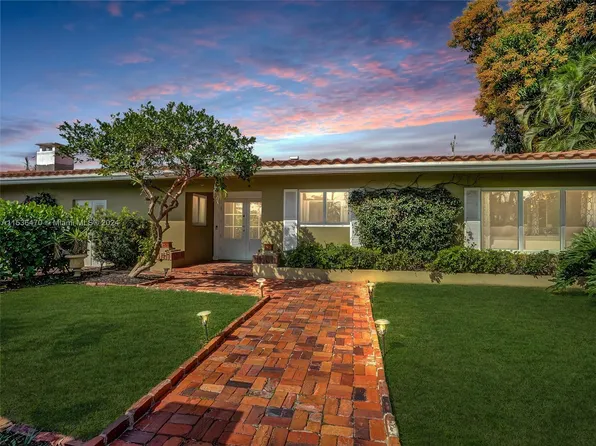 2011 NE 30th St, Lighthouse Pt, FL 33064