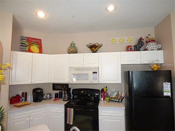 5th image of 3352 N Chamberlain Blvd
