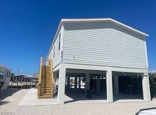 2951 York Rd, Saint James City, FL 33956