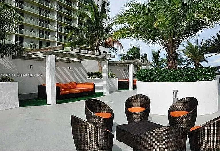 1750 N Bayshore Dr #3914 — Photo 49