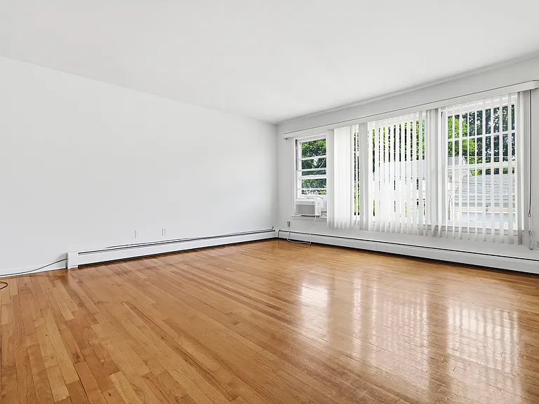 34 Davenport Ave #A — Photo 4