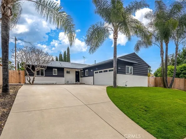 1100 N Acacia Ave, Fullerton, CA 92831