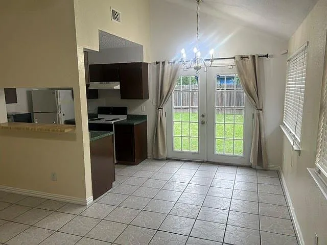 17810 Glenhagen Ct — Photo 1