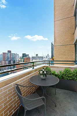Sold by Corcoran | media 3