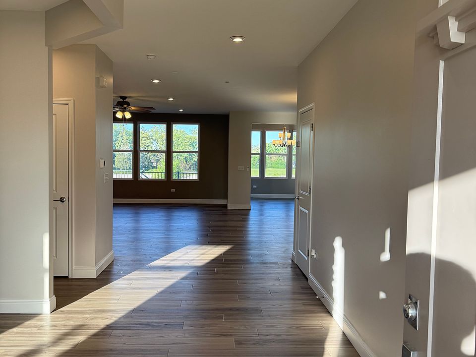 1st image of 641 N Highlander Way