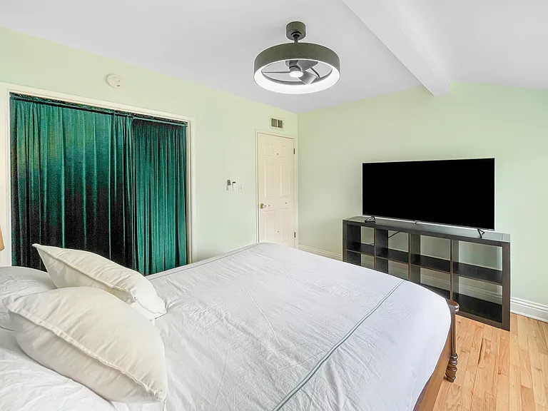 8937 Monogram Ave — Photo 18