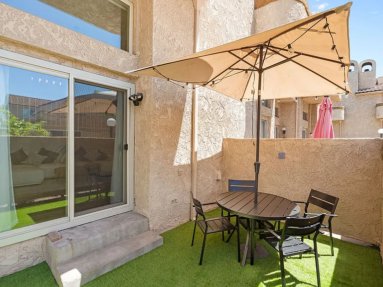 2024 S Bon View Ave #C — Photo 28