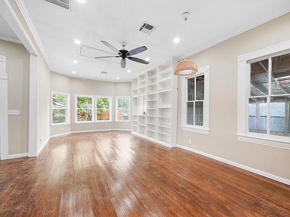 4th image of 9919 Tebo St