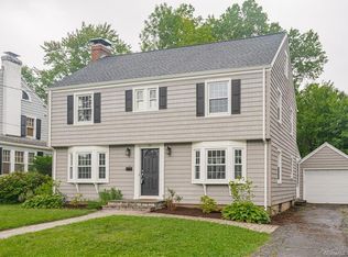 24 Linnard Rd, West Hartford, CT 06107
