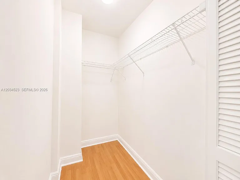 652 NE 63rd St #105 — Photo 14