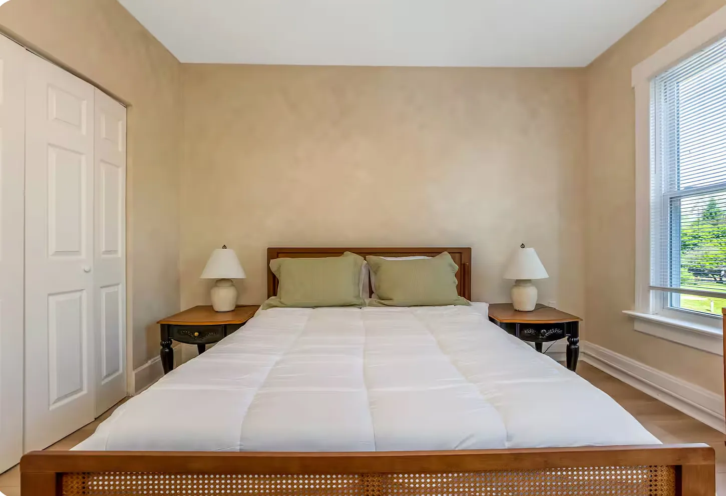 3 bed, 1930 sqft, $2,850 — Photo 4